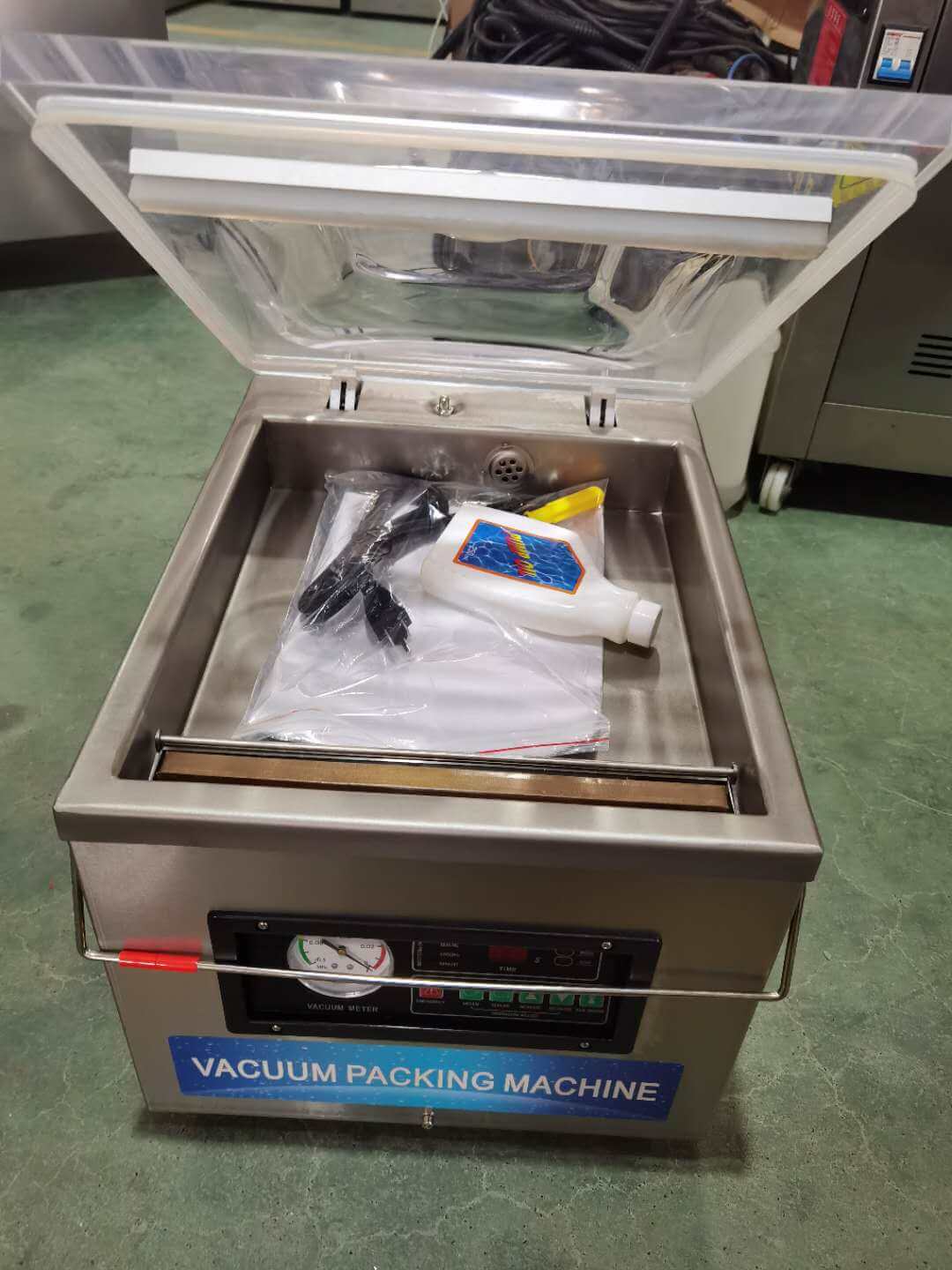 Single Door Automatic Vacuum Packing Machine