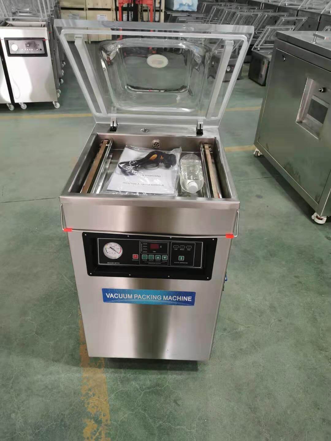 Single Door Vacuum Packing Machines